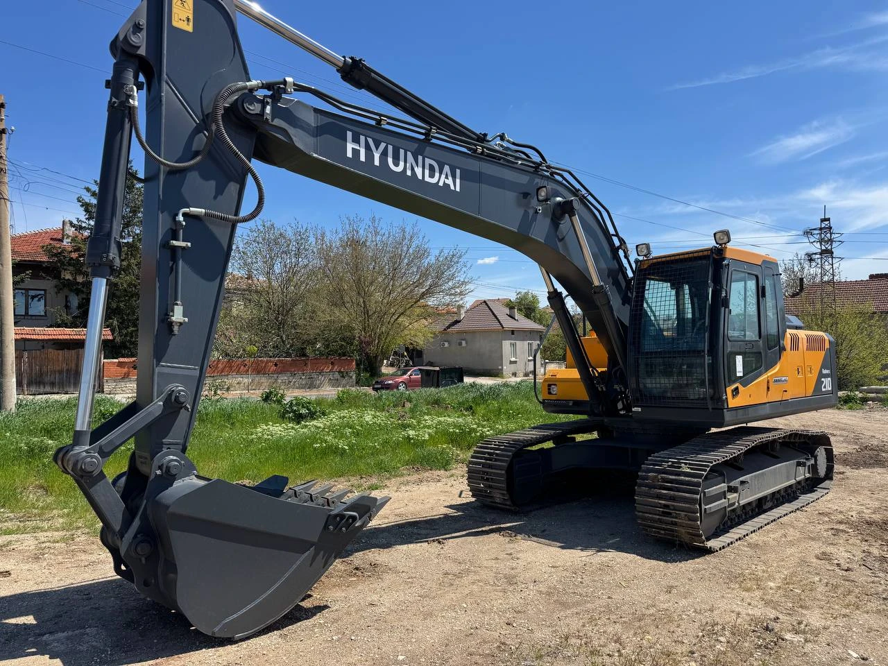 ����� Hyundai R210 SmartPlus | Mobile.bg � ����������� 2