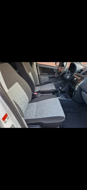 Suzuki SX4, снимка 6