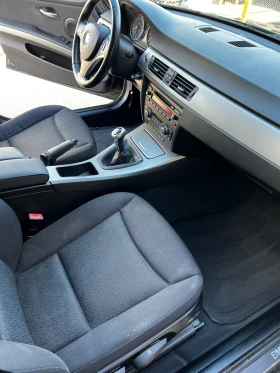 BMW 318 i 2008 година  143к.с., снимка 12