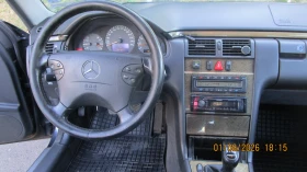 Mercedes-Benz E 200, снимка 10