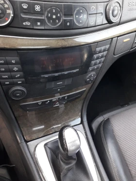 Mercedes-Benz E 220, снимка 10 — Bazar.bg Mercedes-Benz E 220, снимка 10