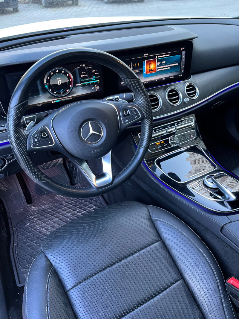Mercedes-Benz E 400, снимка 17 - Автомобили и джипове - 44217487