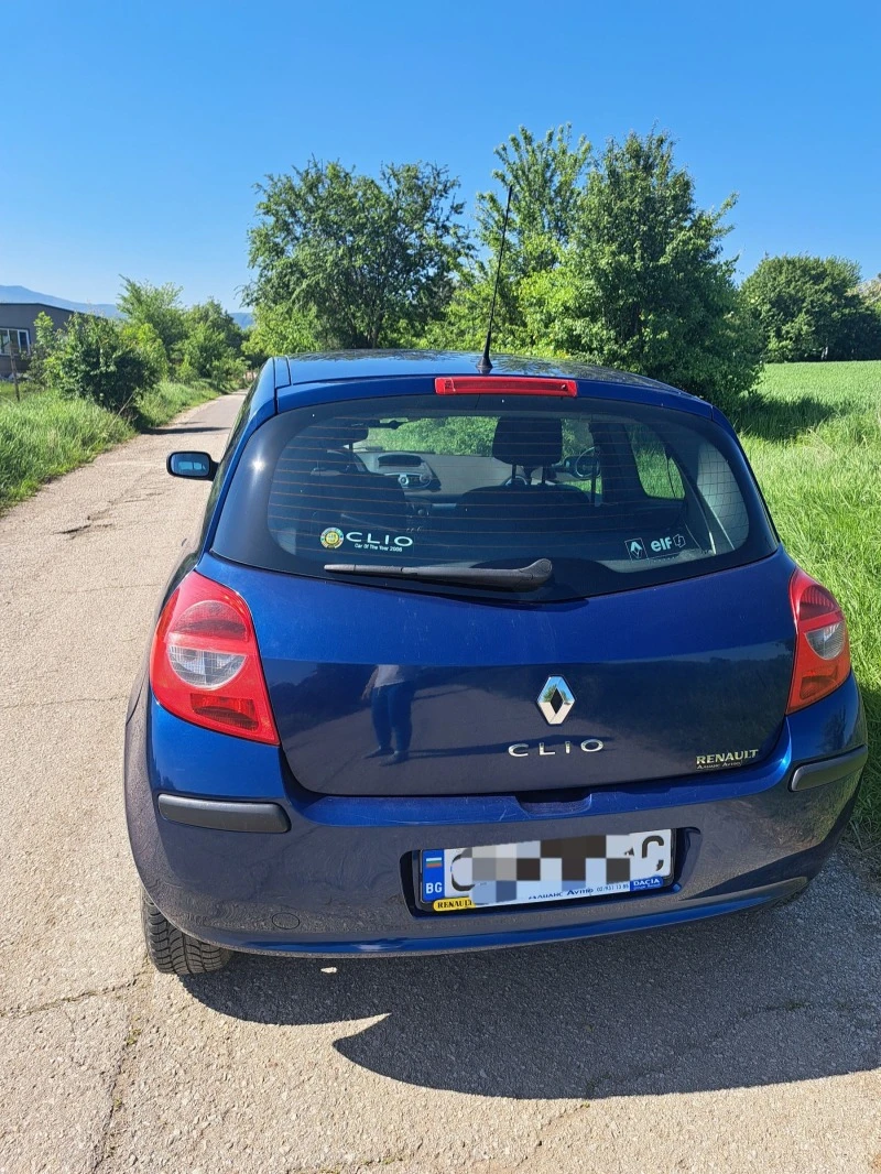 Renault Clio III, снимка 5 - Автомобили и джипове - 46650951