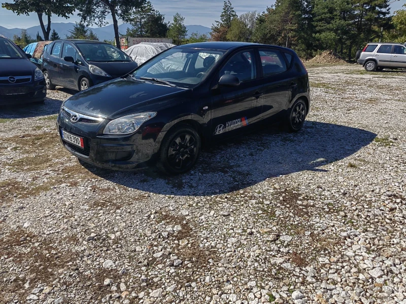 Hyundai I30 1.4+ Gaz/Novi Gumi, снимка 3 - Автомобили и джипове - 47292150