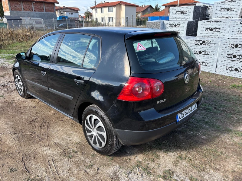 VW Golf 5, снимка 3 - Автомобили и джипове - 47542555