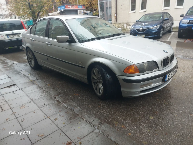 BMW 320, снимка 1 - Автомобили и джипове - 47968620