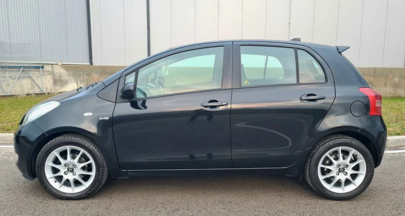 Toyota Yaris 1.4 D4D , снимка 8 - Автомобили и джипове - 47985166