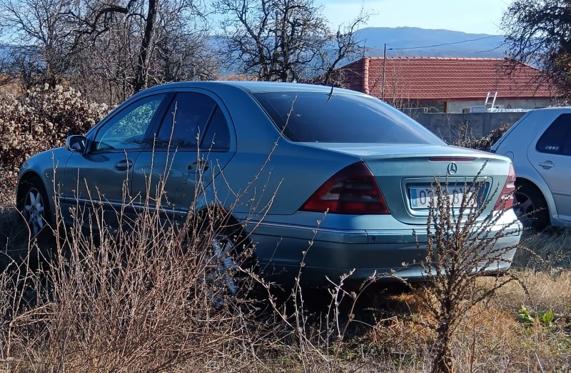 Mercedes-Benz C 270, снимка 3 - Автомобили и джипове - 48105780