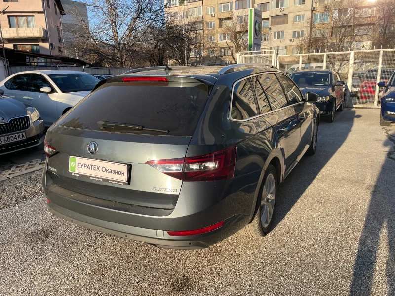 Skoda Superb 2.0TDI 7DSG , снимка 5 - Автомобили и джипове - 48571955