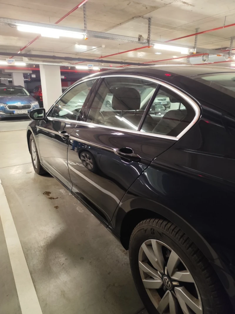 VW Passat 2.0 TDI, снимка 3 - Автомобили и джипове - 48621896