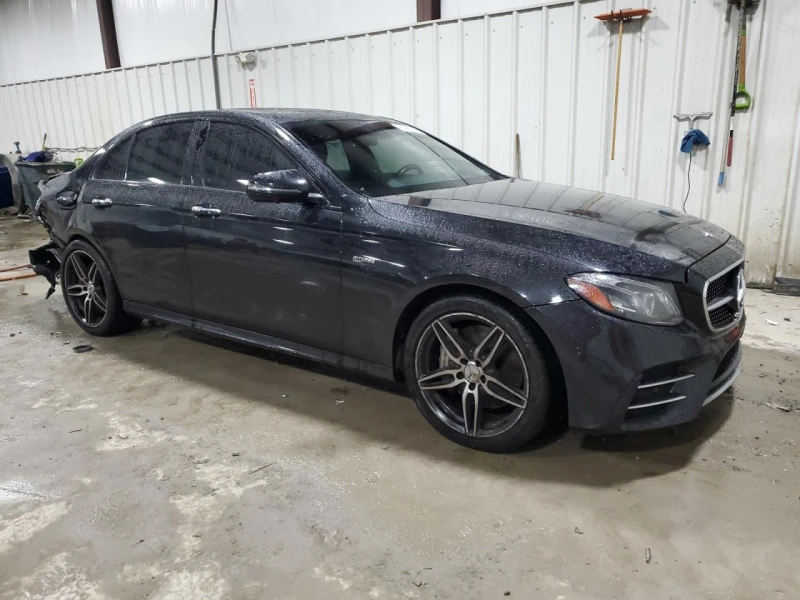 Mercedes-Benz E 43 AMG 4MATIC * КЛИП НА ДВИГАТЕЛ* , снимка 2 - Автомобили и джипове - 48878848