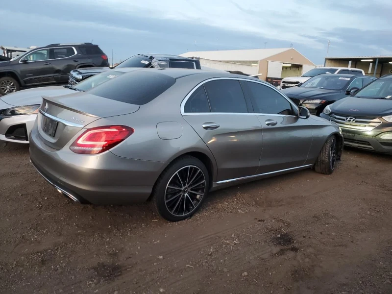 Mercedes-Benz C 300, снимка 4 - Автомобили и джипове - 49314013