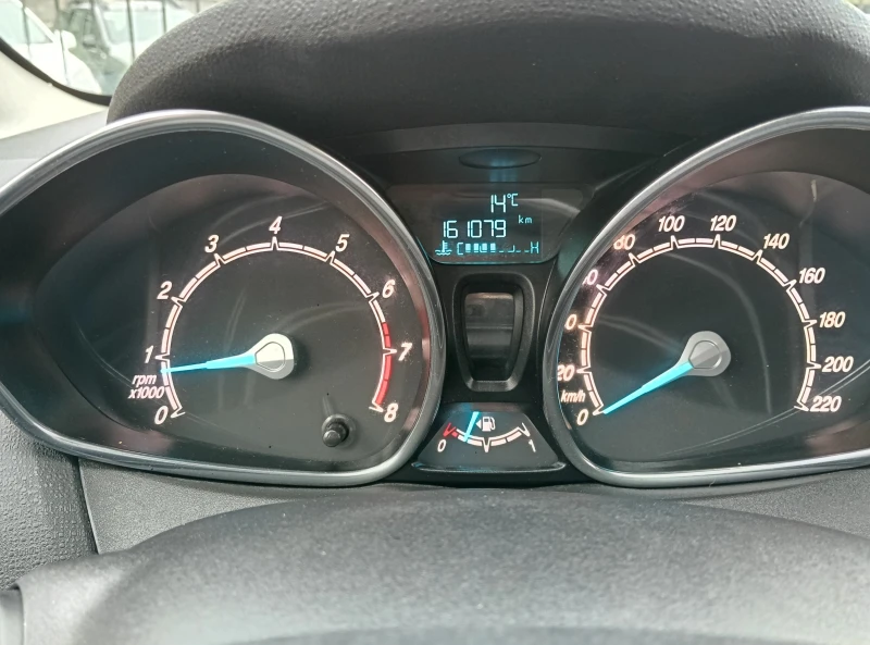 Ford Fiesta 1.4i газова уредба , снимка 8 - Автомобили и джипове - 50092358