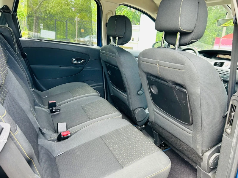Renault Scenic TCE 130, снимка 14 - Автомобили и джипове - 50430527