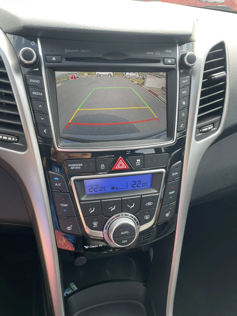 Hyundai I30 1, 6 crd Автоматик 138543 км Швейцария Фул екстри, снимка 15 - Автомобили и джипове - 52001032