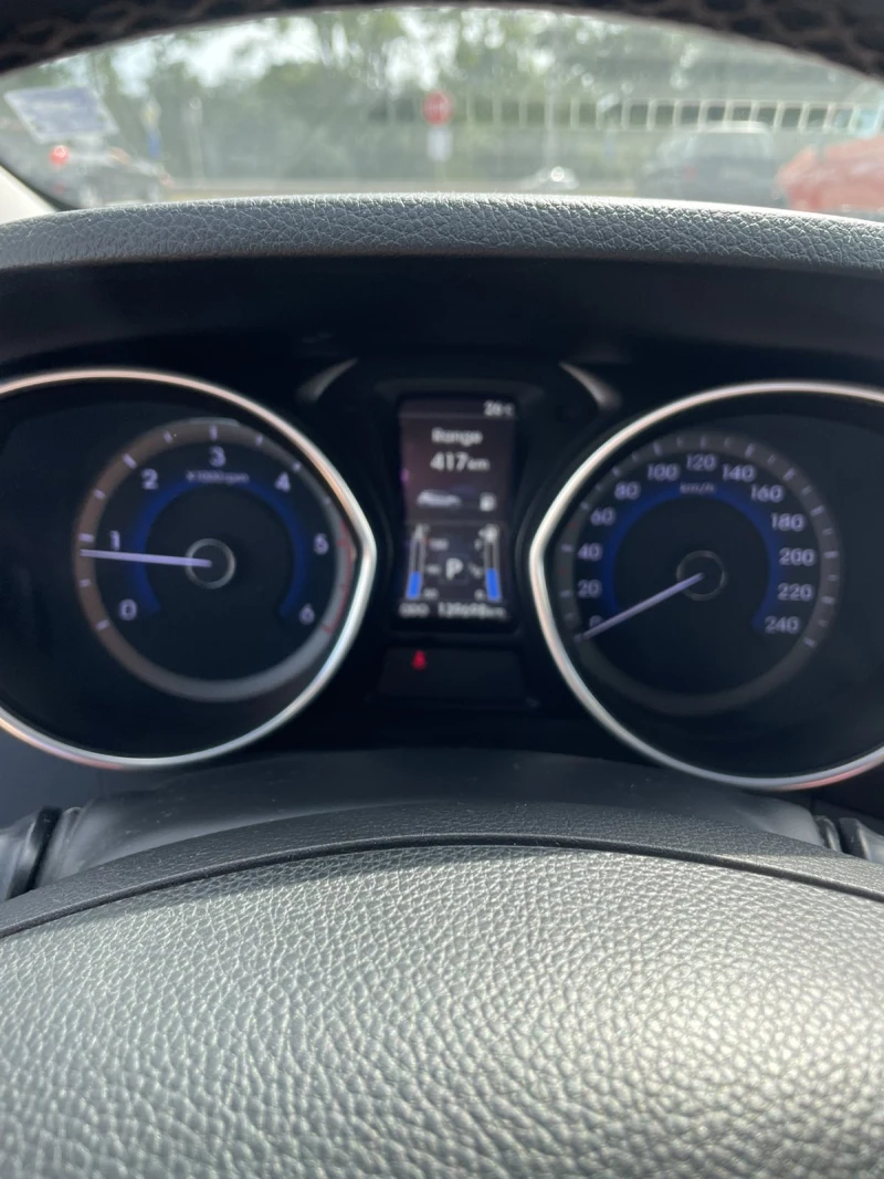 Hyundai I30 1, 6 crd Автоматик 138543 км Швейцария Фул екстри, снимка 9 - Автомобили и джипове - 52001032