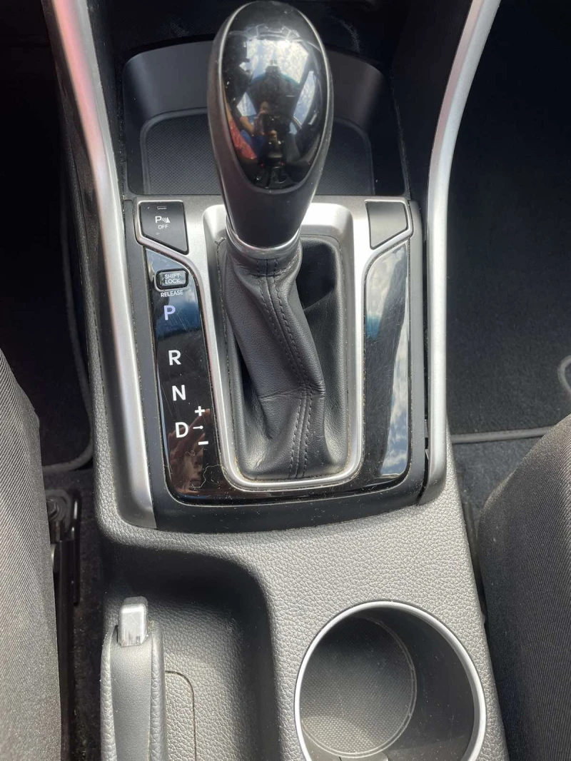 Hyundai I30 1, 6 crd Автоматик 138543 км Швейцария Фул екстри, снимка 12 - Автомобили и джипове - 52001032