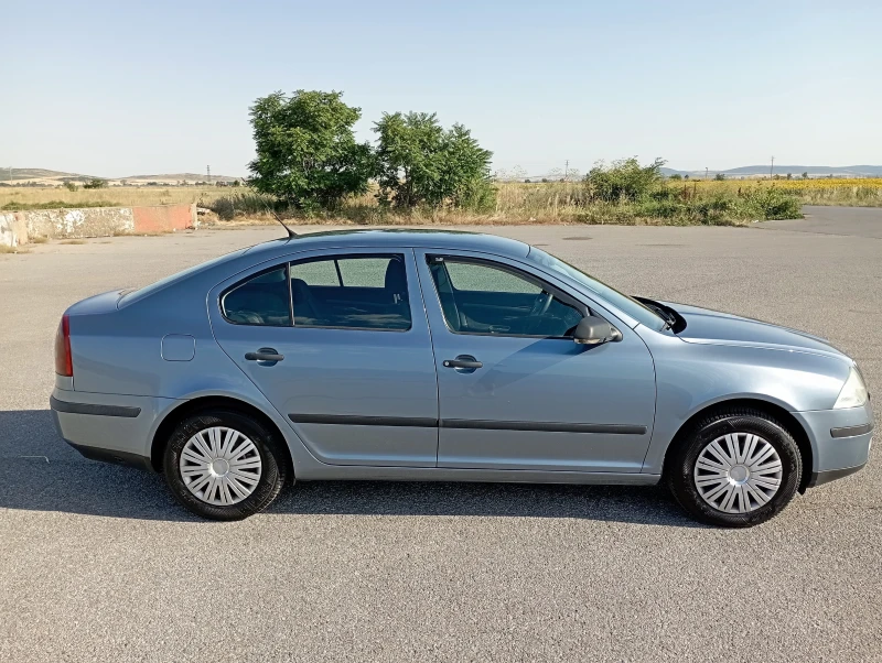 Skoda Octavia 1.6MPI-Газ, снимка 6 - Автомобили и джипове - 52472748