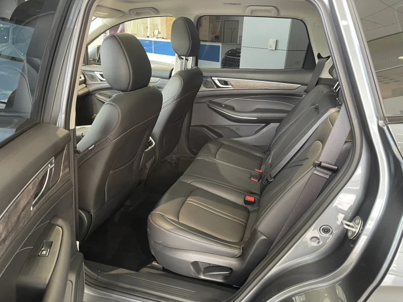 DONGFENG 600 1.5 T, снимка 10 - Автомобили и джипове - 52654720