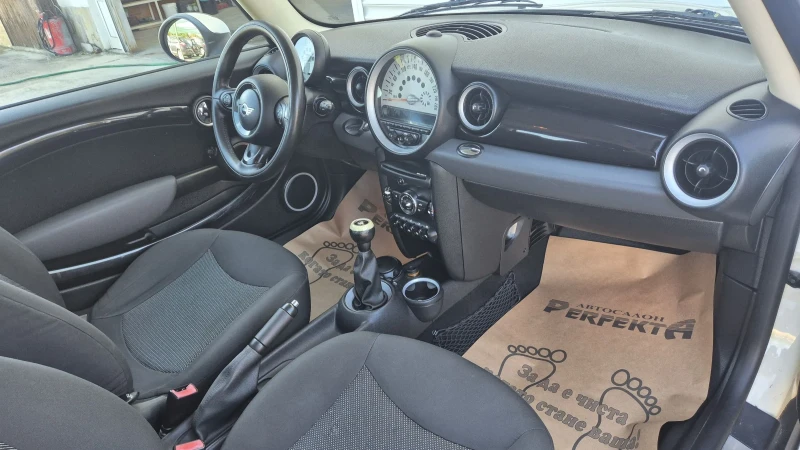 Mini One 1.6 бензин 75к.с., снимка 14 - Автомобили и джипове - 51818747