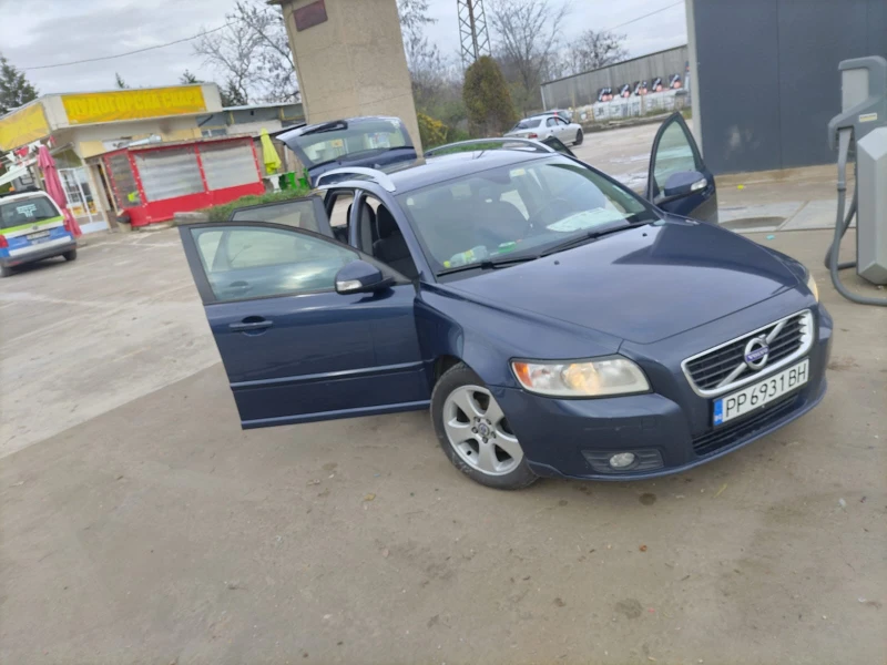 Volvo V50, снимка 17 - Автомобили и джипове - 52391317