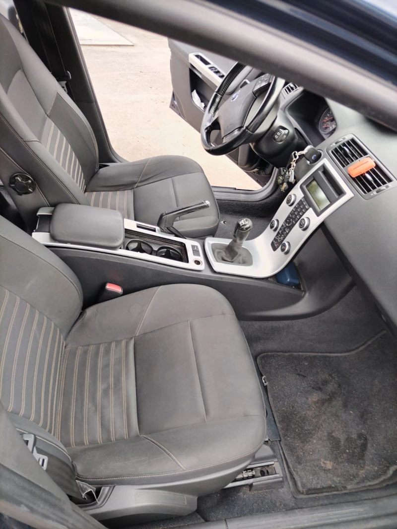 Volvo V50, снимка 12 - Автомобили и джипове - 52391317