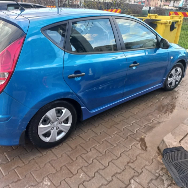 Hyundai I30 1.4 lpg, снимка 5 - Автомобили и джипове - 52522190