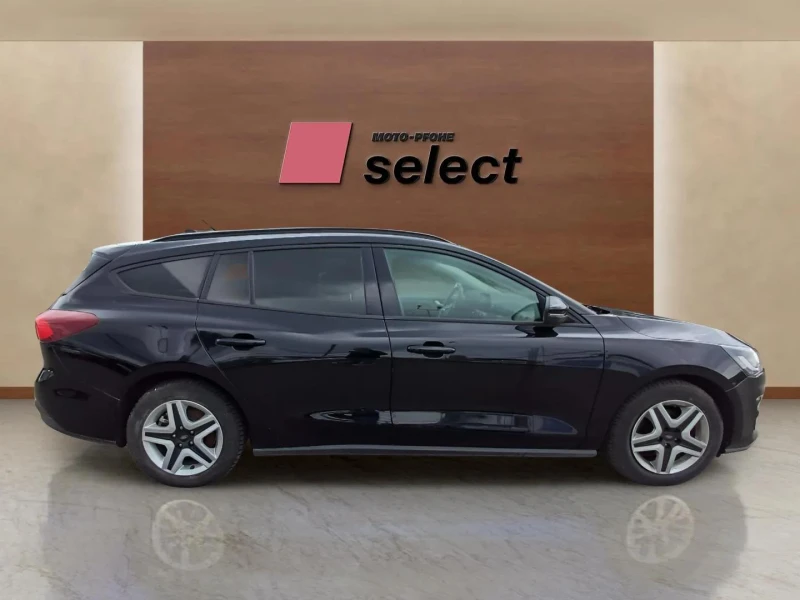 Ford Focus 1.0 EcoBoost, снимка 4 - Автомобили и джипове - 53255372