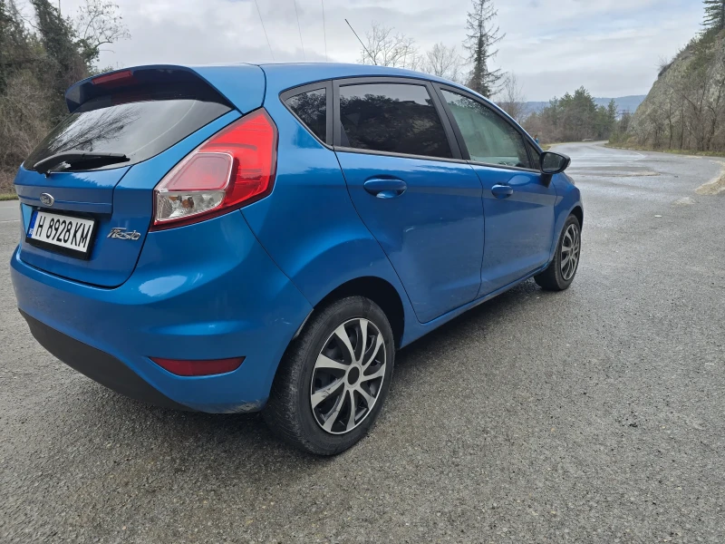 Ford Fiesta, снимка 6 - Автомобили и джипове - 53392343