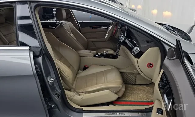 Mercedes-Benz CLS 63 AMG 4 MATIC , снимка 10 - Автомобили и джипове - 52956987