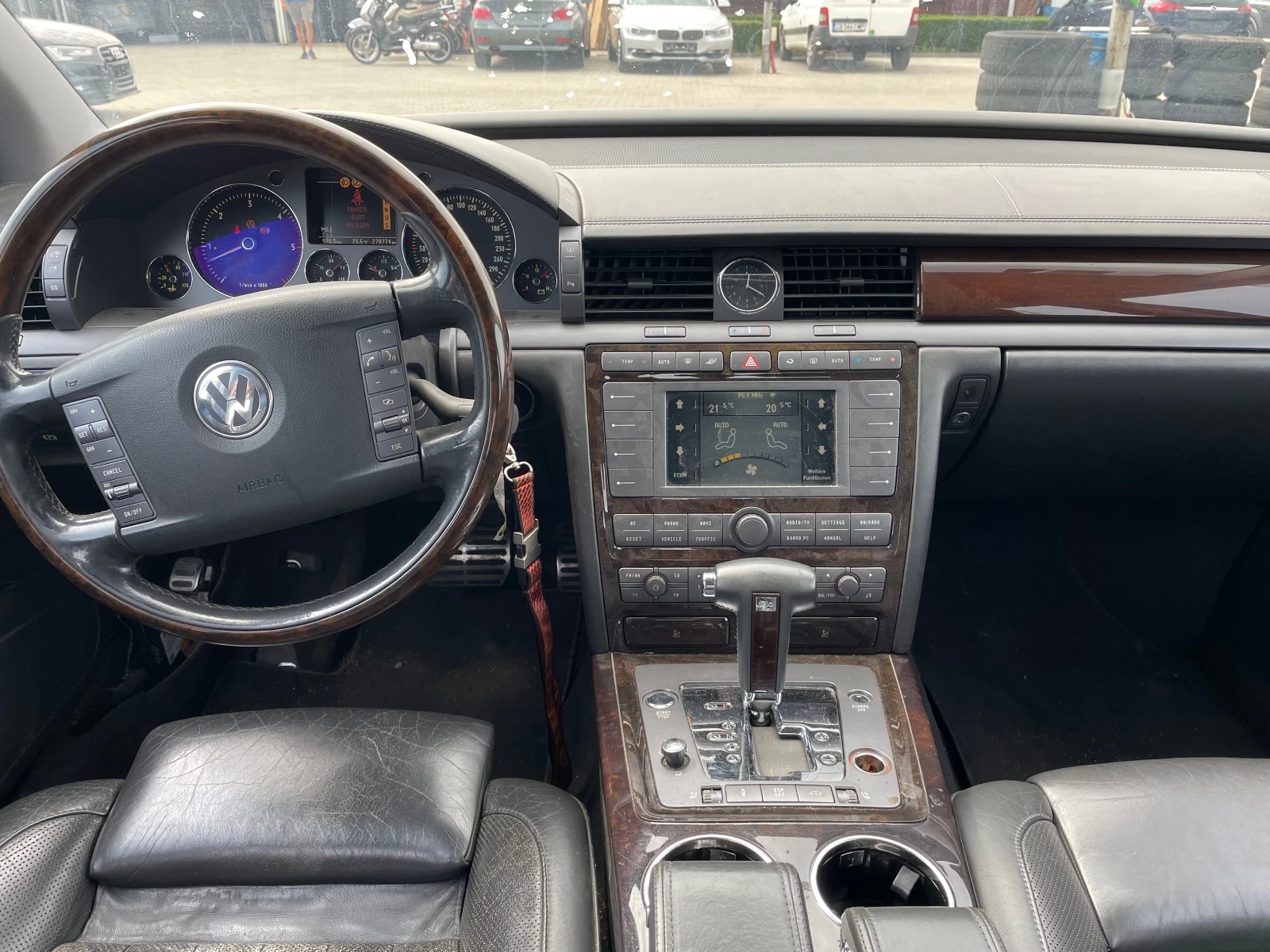 VW Phaeton 5.0TDI/313hp/AJS - изображение 7