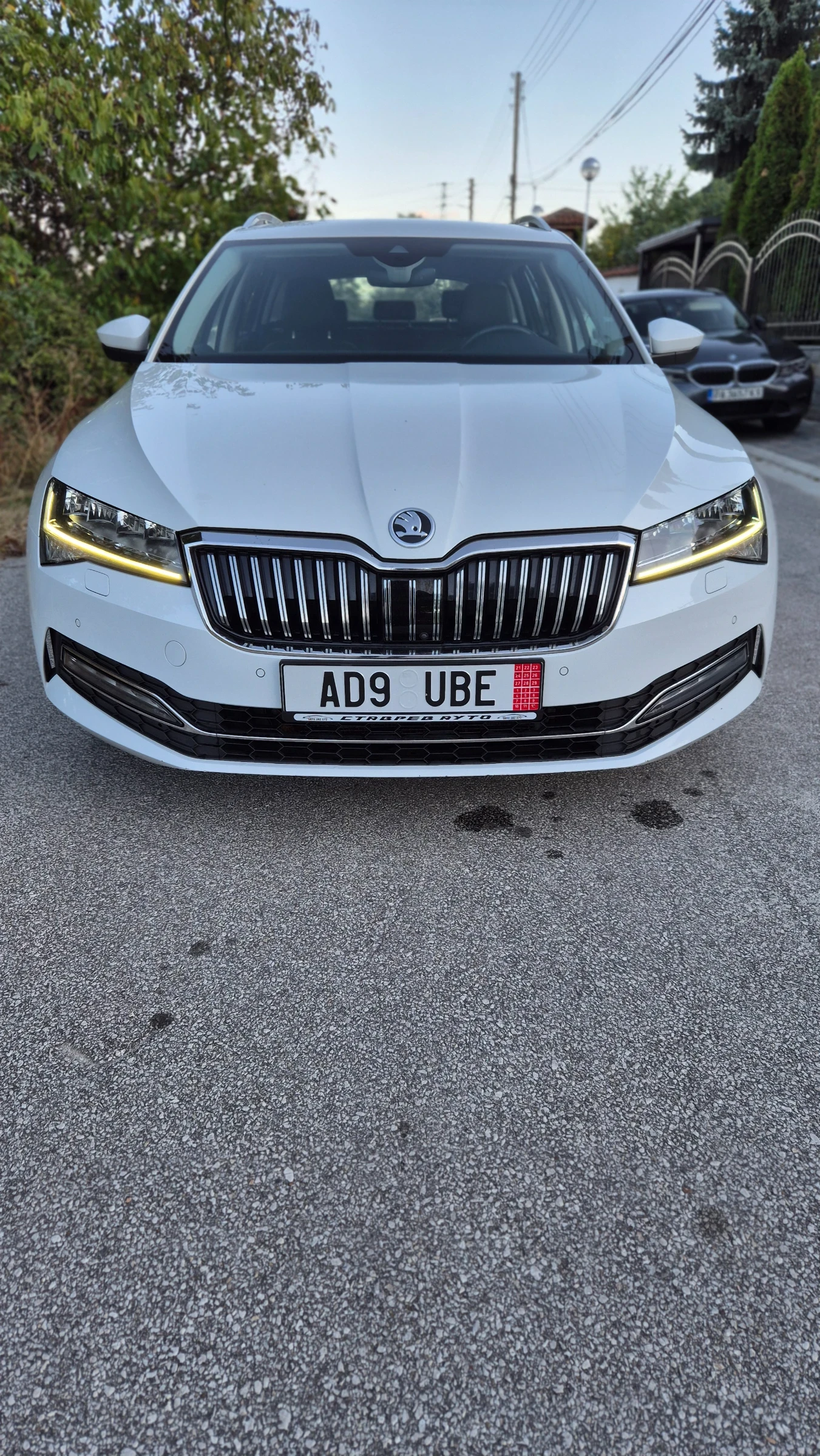 Skoda Superb 21г/2.0D-200кс - изображение 3