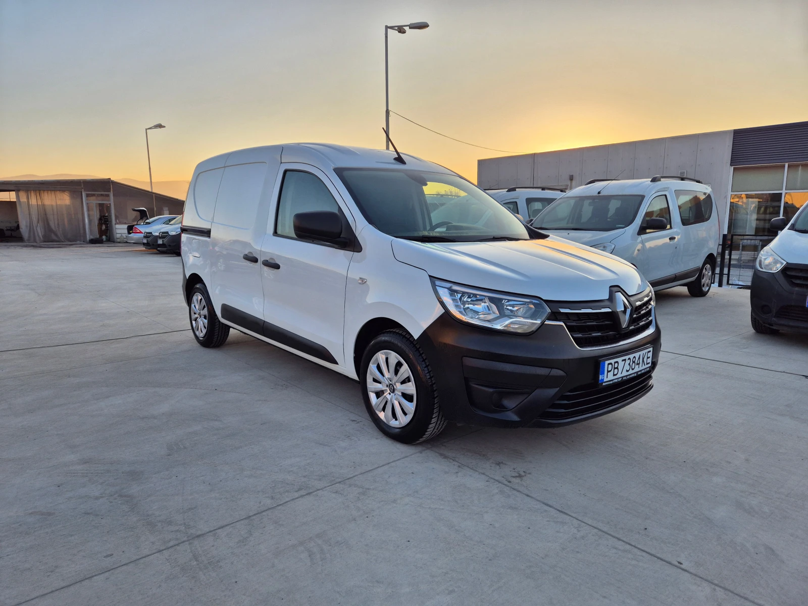 Renault Express В-Гаранция- N-1= 1.5 DCI - изображение 7