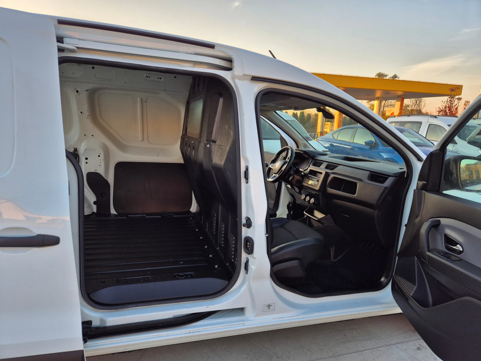 Renault Express В-Гаранция- N-1= 1.5 DCI - изображение 10