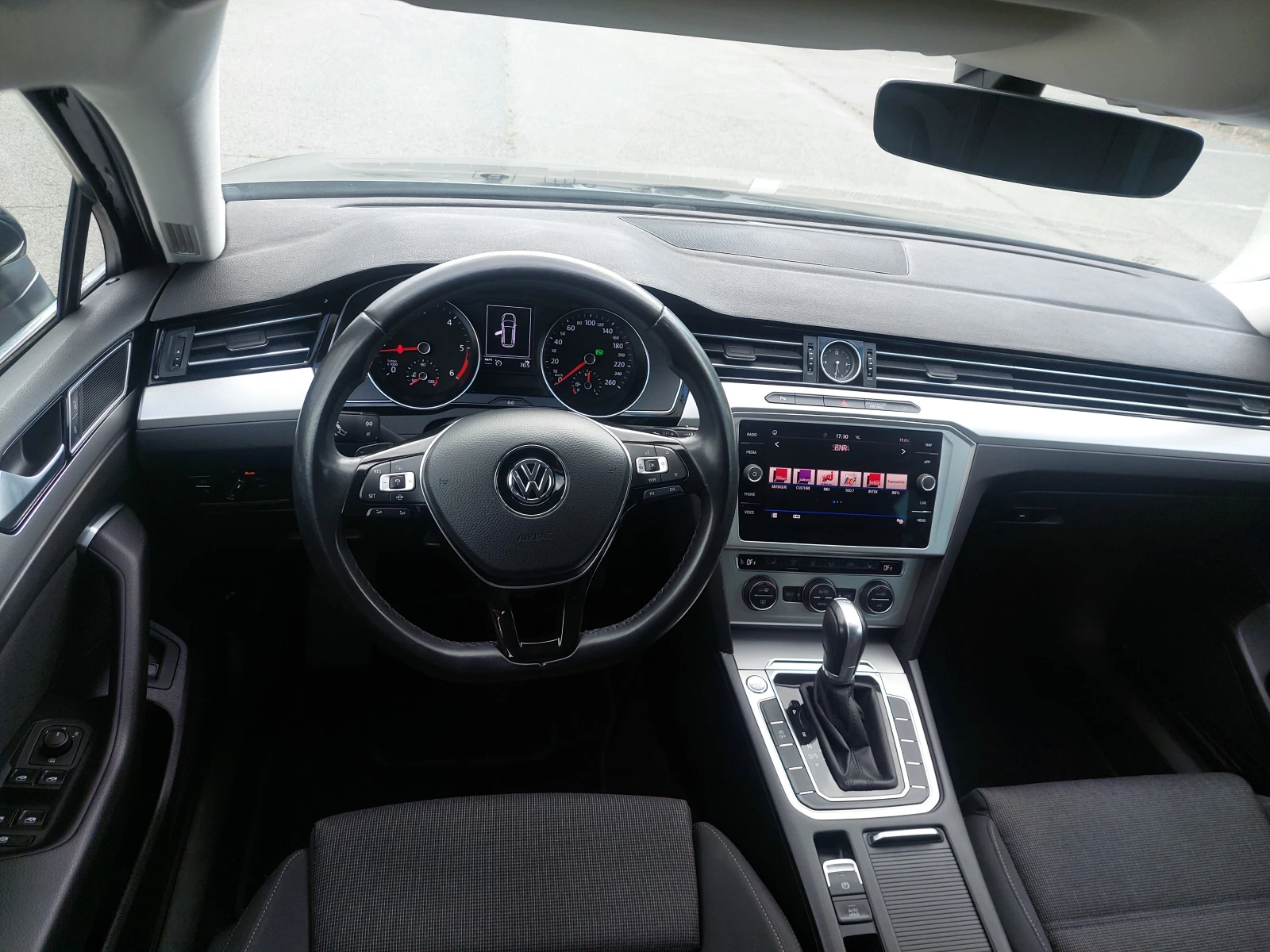 VW Passat 8 2, 0TDI 190ps DSG 6 - изображение 6