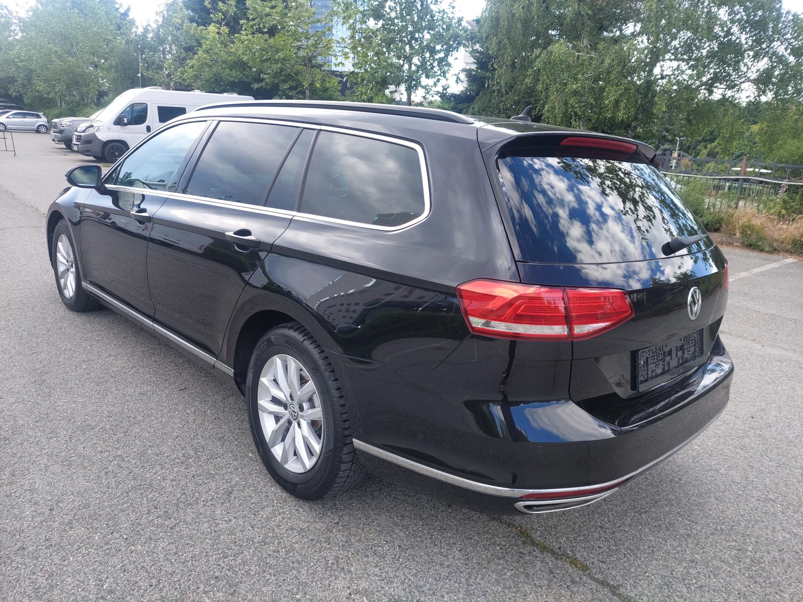 VW Passat 8 2, 0TDI 190ps DSG 6 - изображение 5