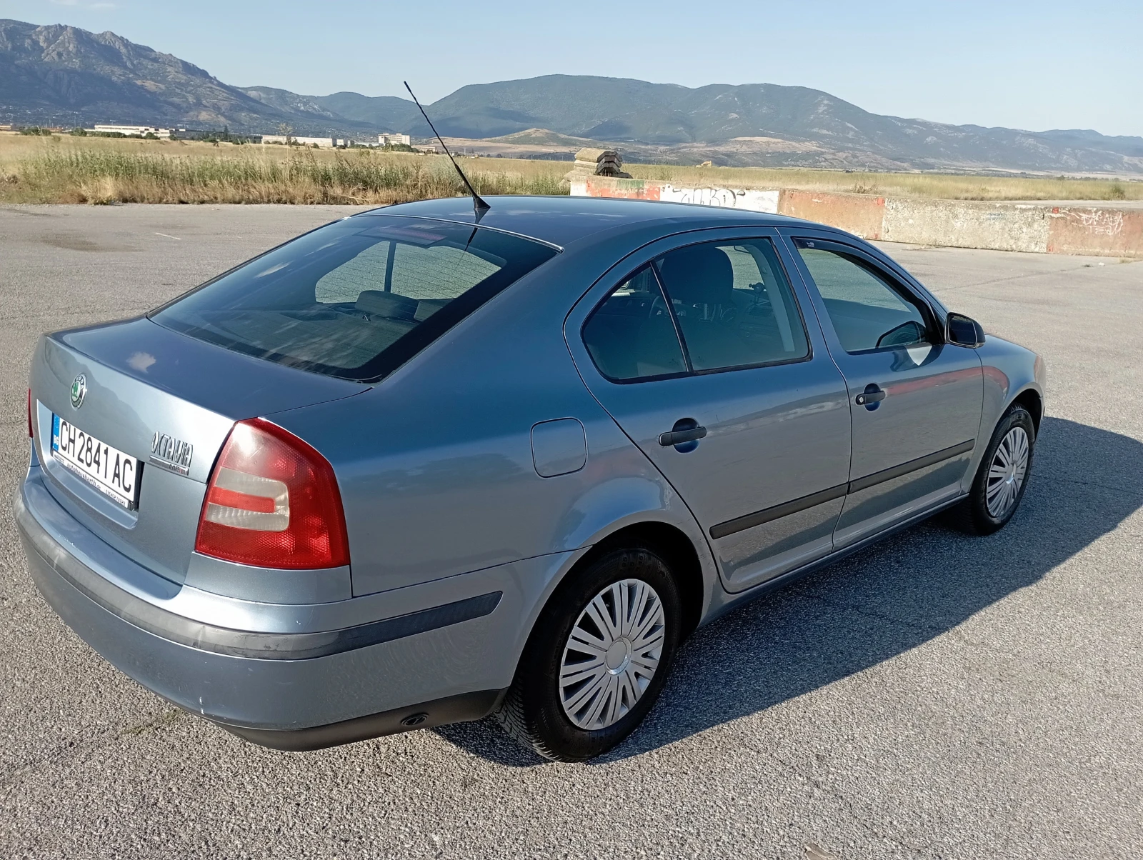 Skoda Octavia 1.6MPI-Газ - изображение 5