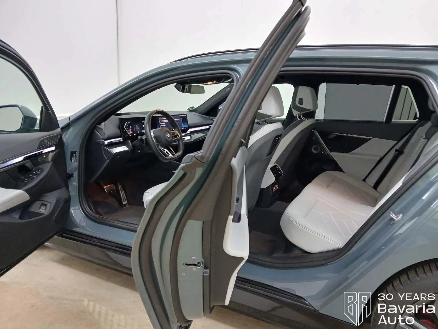 BMW i5 40 eDrive40 Touring M Sport Paket - изображение 5