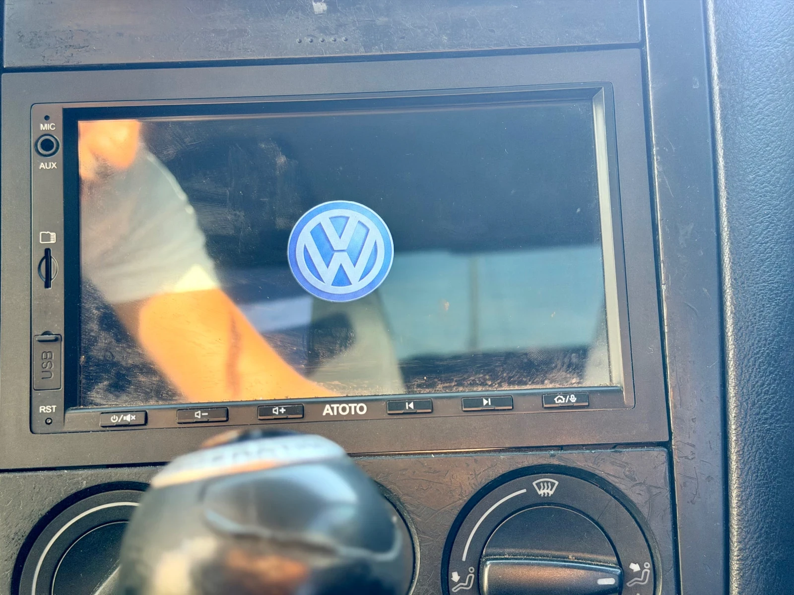 VW Golf 1.9 TDI, снимка 7 - Автомобили и джипове - 53831158