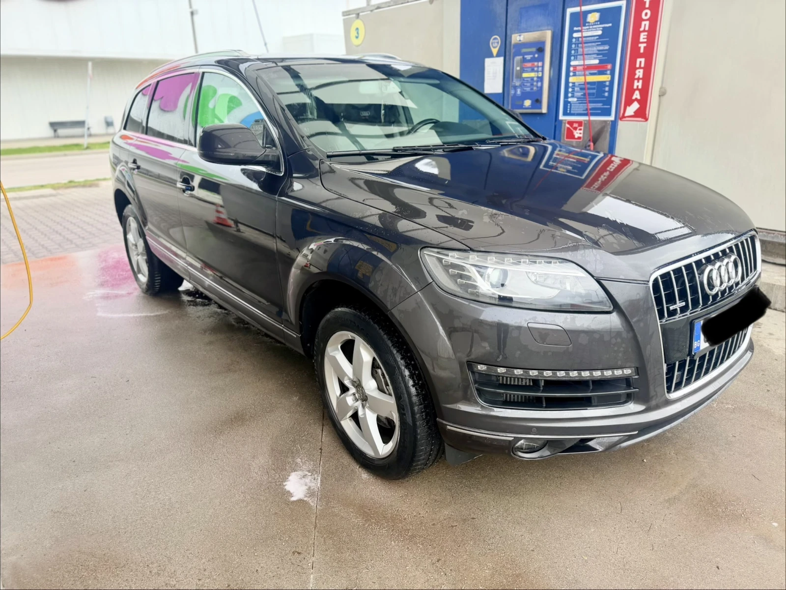 Audi Q7 3.0 TDI Фейслифт/Панорама/7места/Босе, снимка 3 - Автомобили и джипове - 53831158