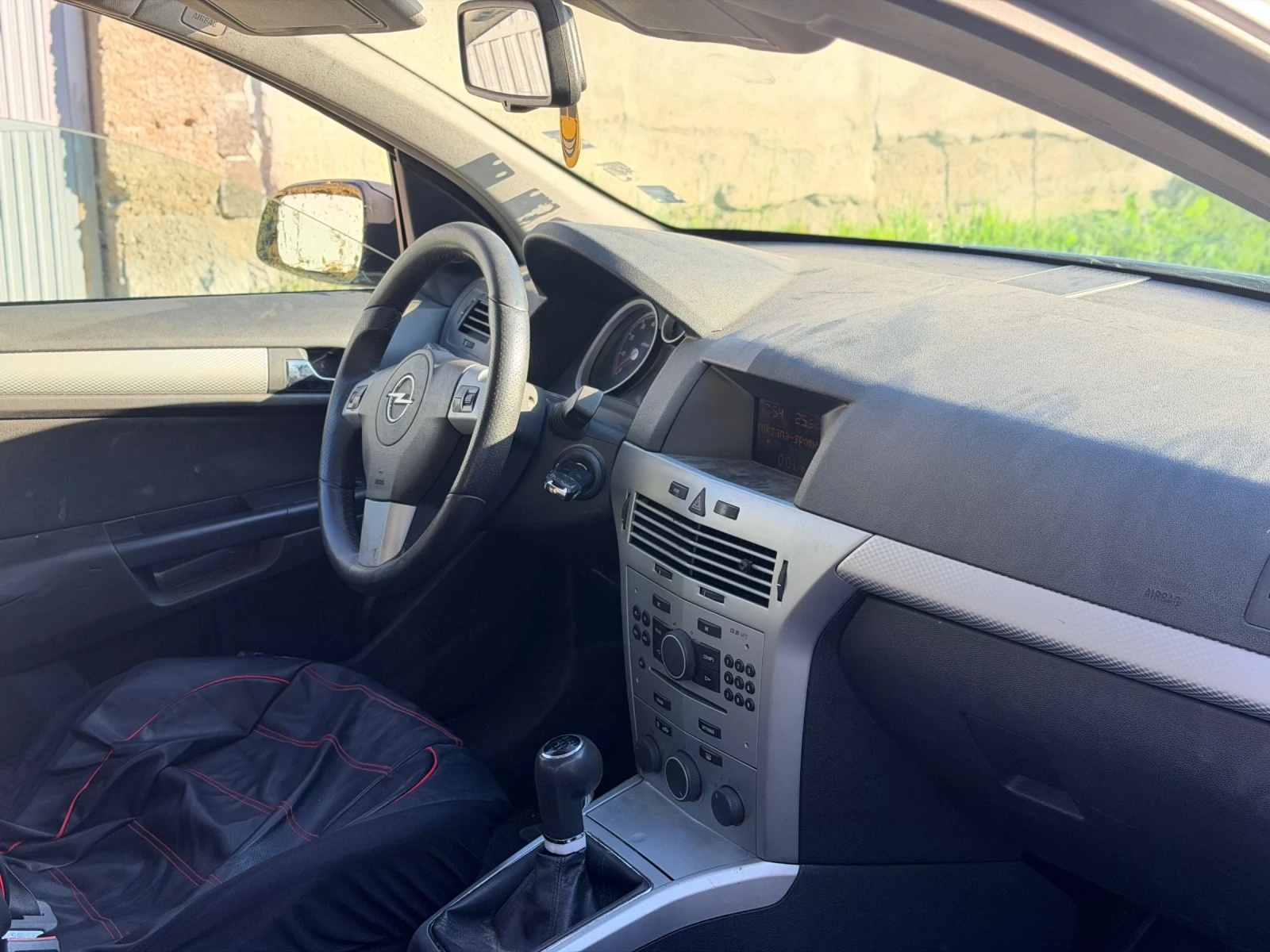 Opel Astra H 1.8 Sport, снимка 6 - Автомобили и джипове - 53831158