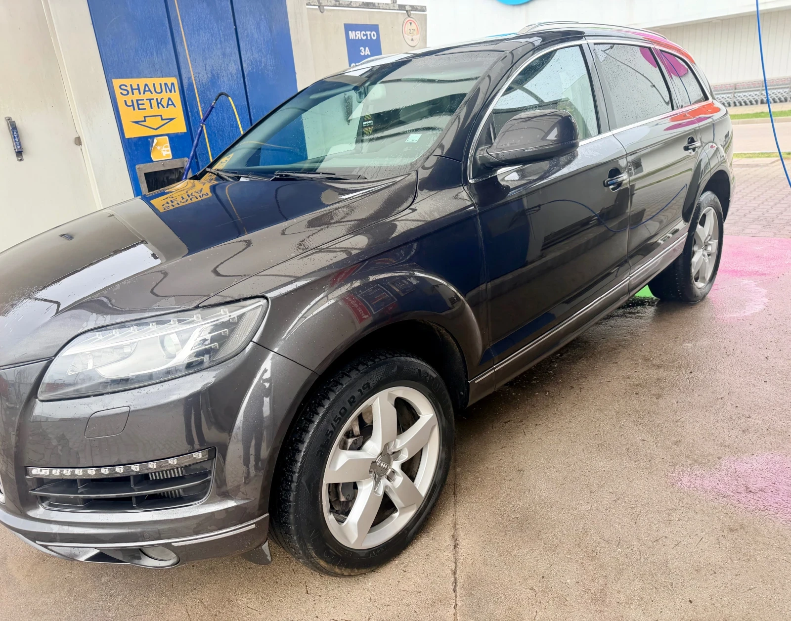 Audi Q7 3.0 TDI Фейслифт/Панорама/7места/Босе, снимка 2 - Автомобили и джипове - 53831158