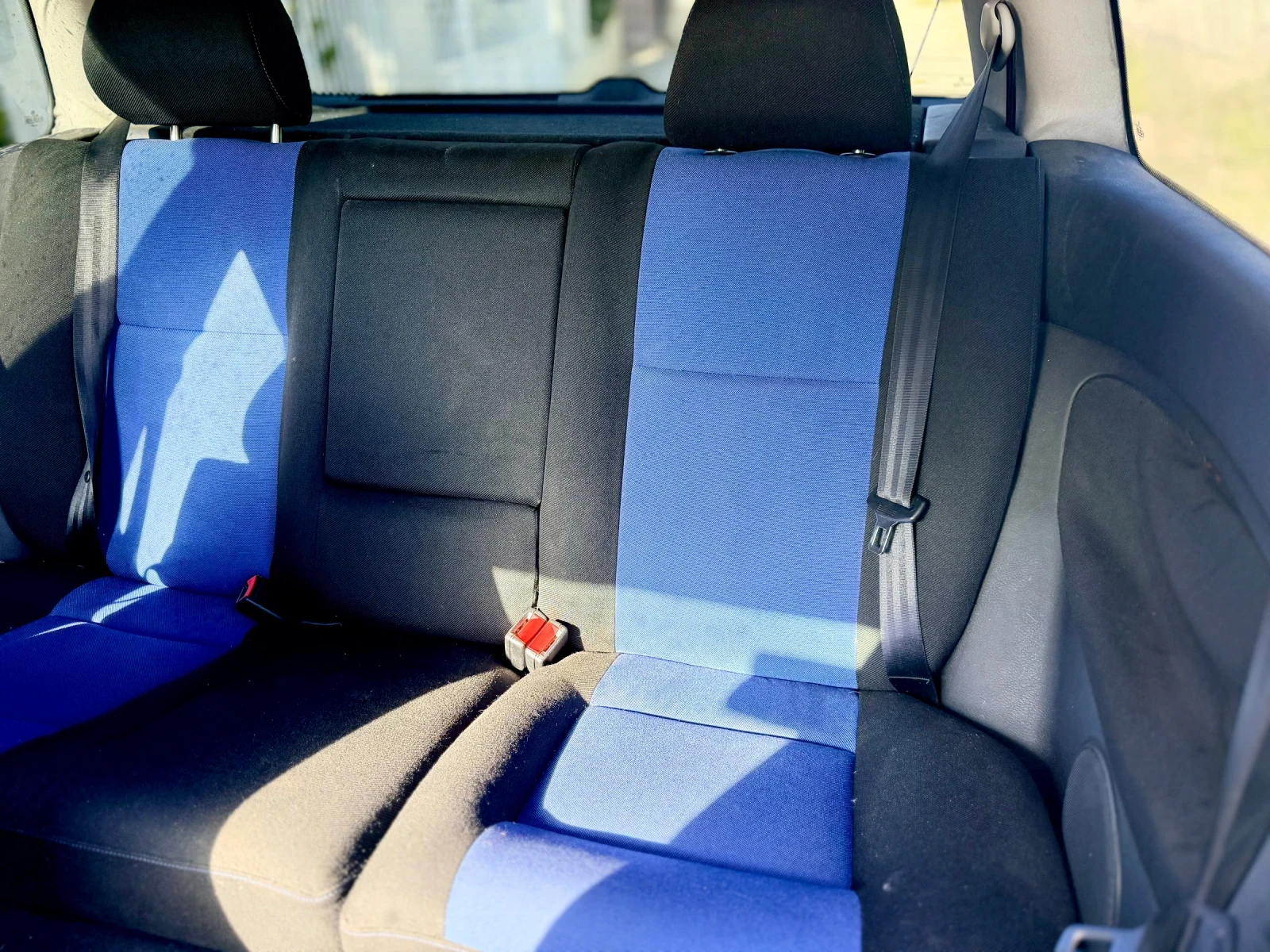 VW Golf 1.9 TDI, снимка 9 - Автомобили и джипове - 53831158