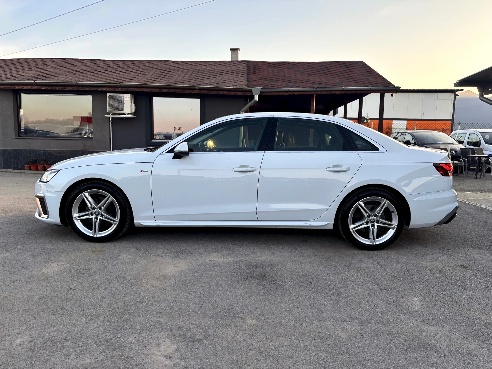 Audi A4, снимка 5 - Автомобили и джипове - 53856784