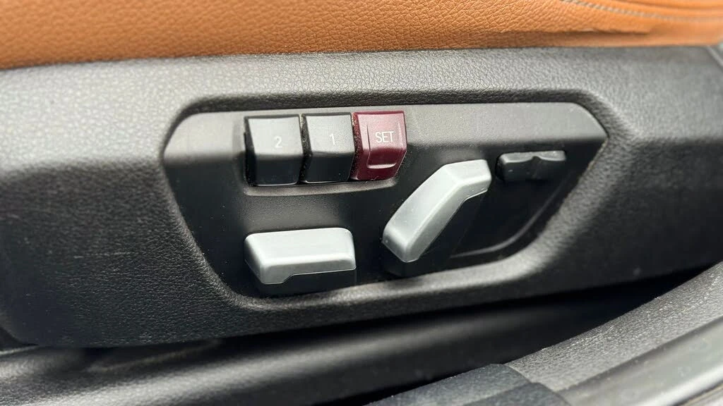 BMW 340 2016 BMW 3 Series 340i xDrive Sedan AWD, снимка 9 - Автомобили и джипове - 54204856