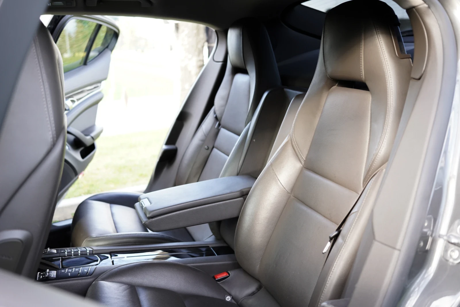 Porsche Panamera 4 Facelift, снимка 14 - Автомобили и джипове - 54315367