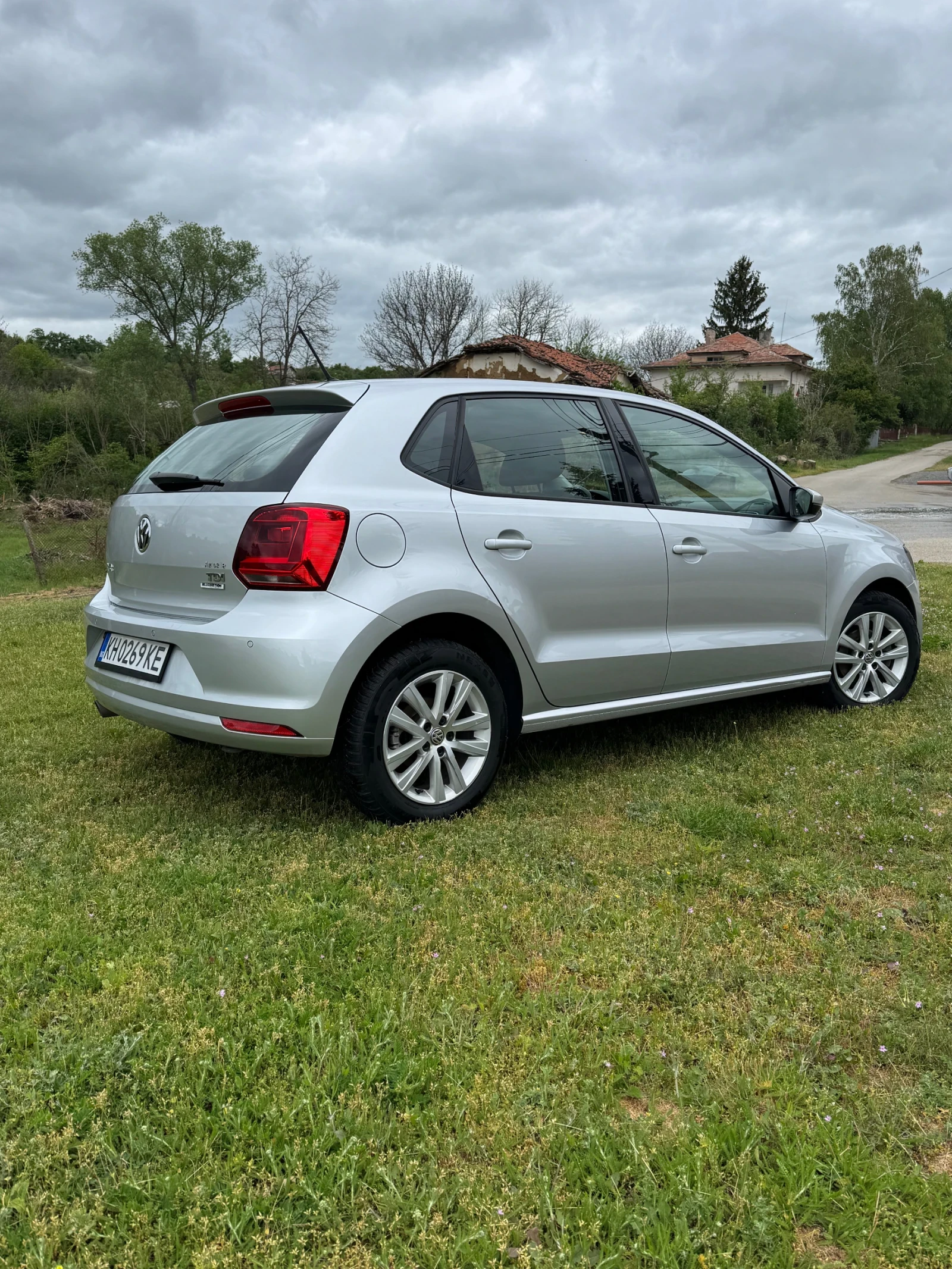 VW Polo, снимка 4 - Автомобили и джипове - 54610067
