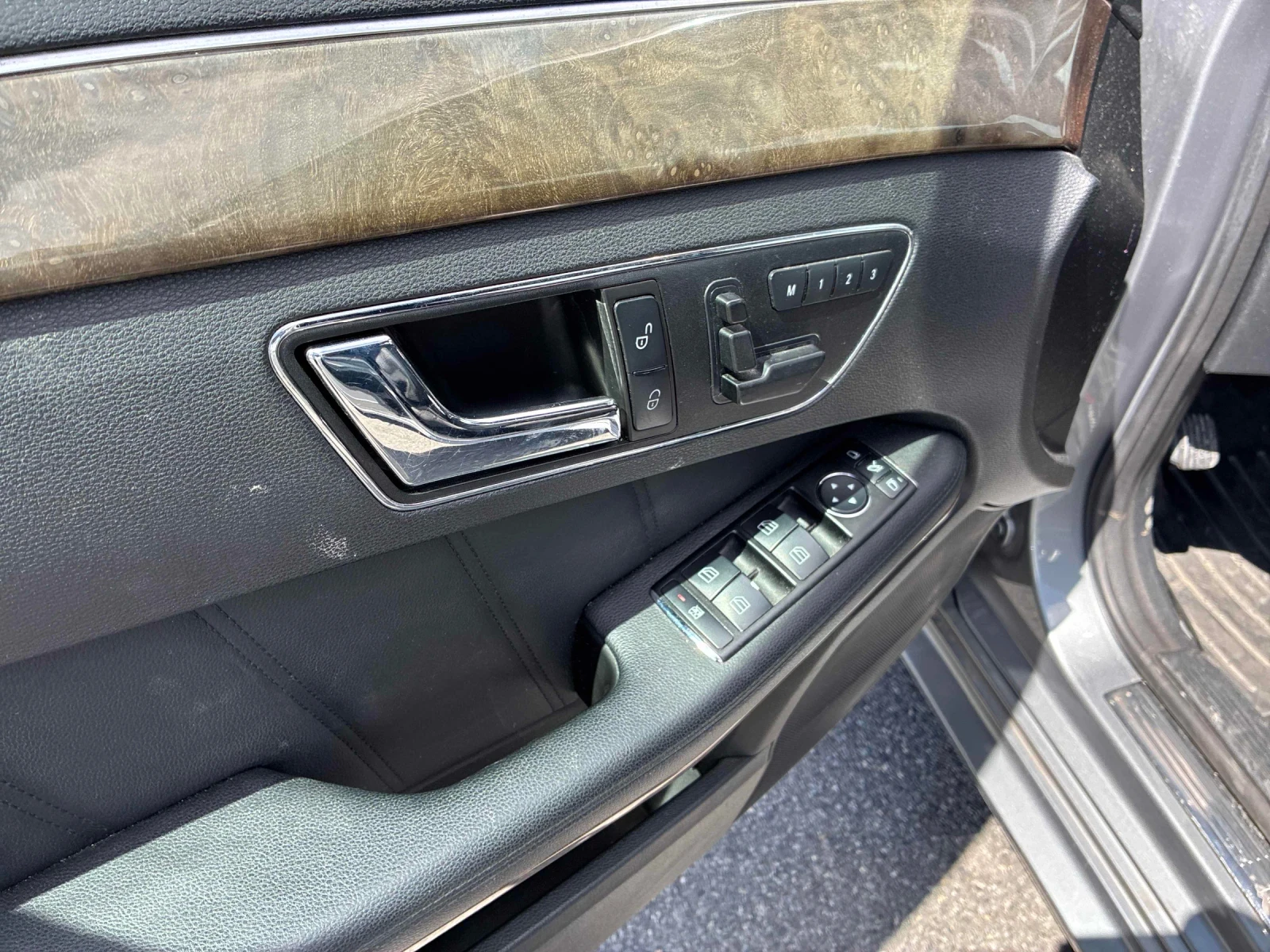 Mercedes-Benz E 500 550 * 4MATIC * �������� * �������� ������� *  | Mobile.bg � ����������� 9