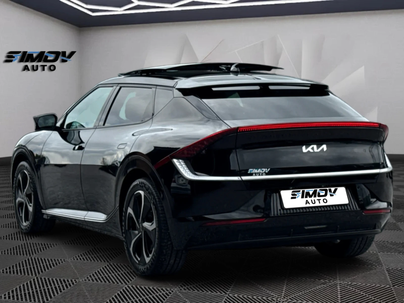 Kia EV6 77.4KWH RWD ПАНОРАМА ДИСТРОНИК MERIDIAN ОБДУХВАНЕ, снимка 4 - Автомобили и джипове - 54650683