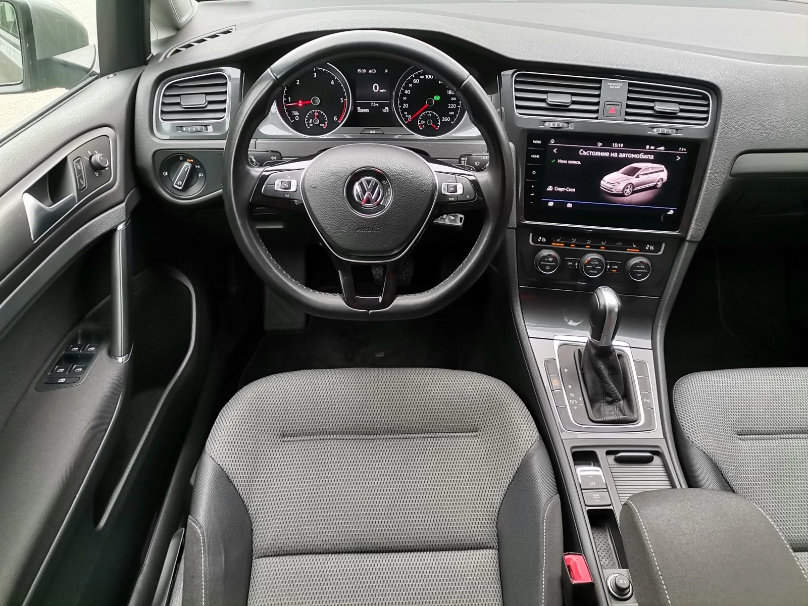 VW Golf 1.6TDI/116кс./DSG7ск./Подгрев/Теглич, снимка 16 - Автомобили и джипове - 54732905